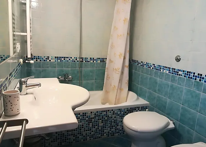 Laura Centro, Salento 6 Posti Otranto