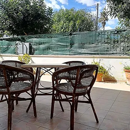 Σπίτι διακοπών Laura Centro, Salento 6 Posti *